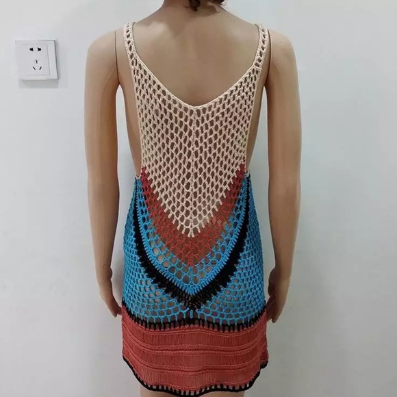 Water Edge Crochet Cover - Picture 5 of 7